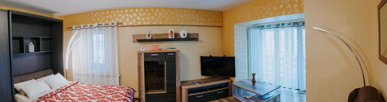 Carla'S Studio Central Palas - Shuttle Iasi Ngoại thất bức ảnh